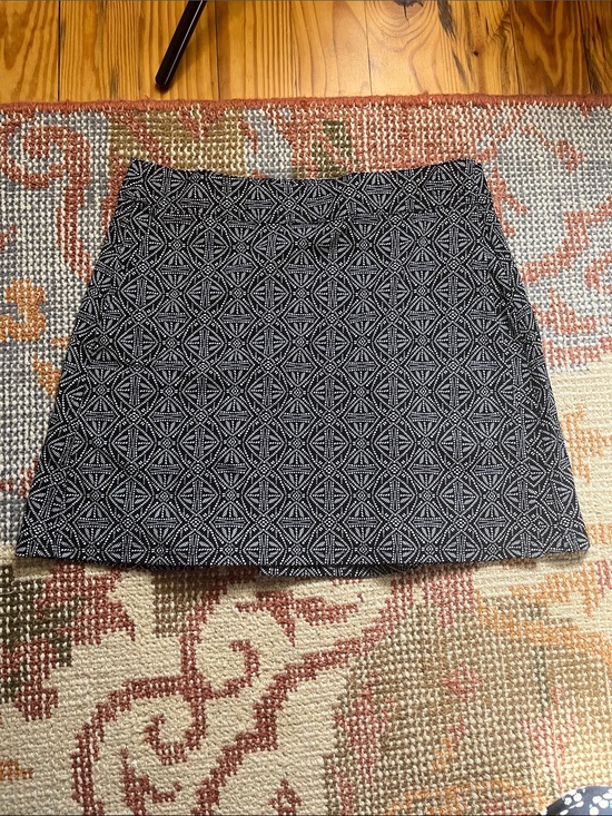 Ripskirt Hawaii Dresses & Skirts - Rip Skirt Hawaii Black and White Pattern Size Small
